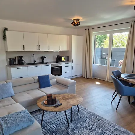 Apartment 4 Separate In Traumlage Mit Garten